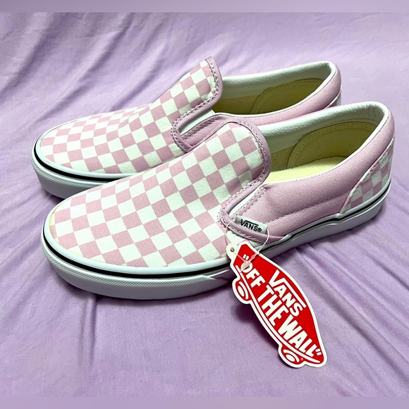 Vans off the Wall Slip-ons - Picture 1 of 4